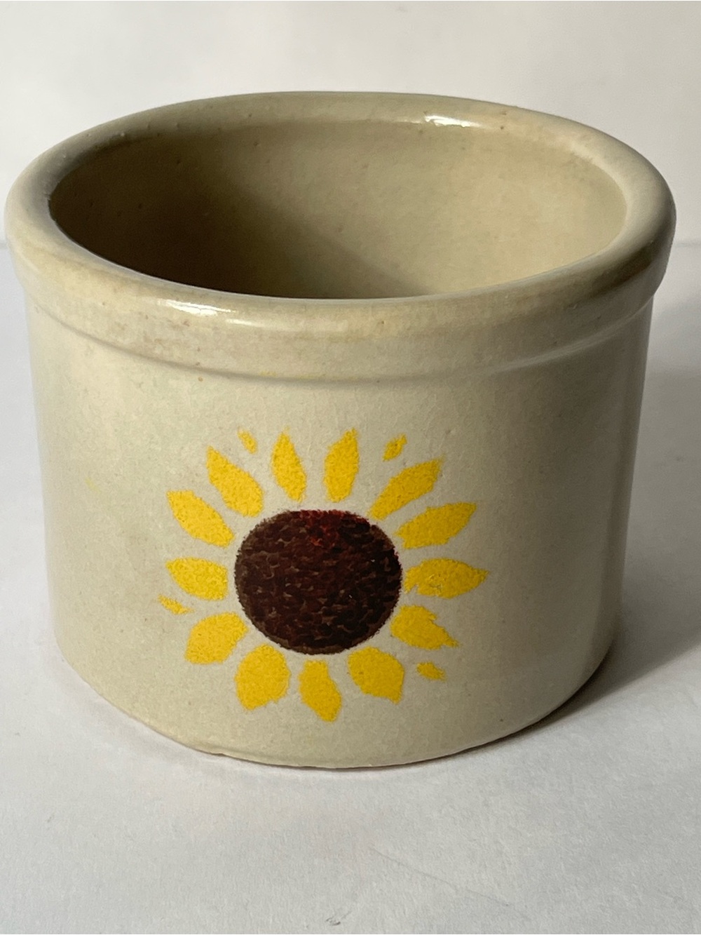R.R.P. Company Roseville Ohio 1 Pint crock with Sunflower design